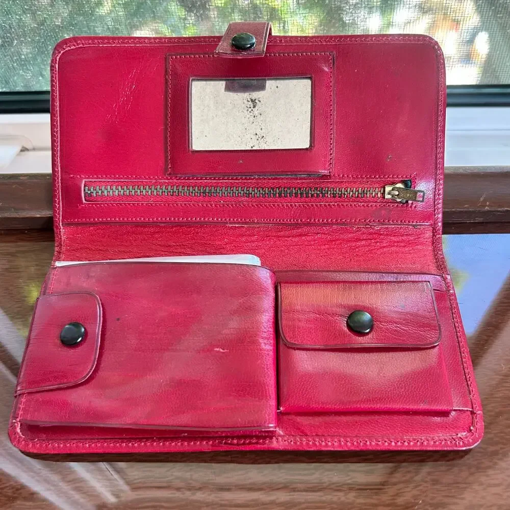 Vintage Embossed Red Leather Wallet – Aztec Calendar & Egyptian Sphinx Design